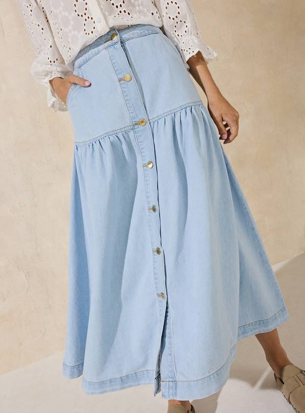 EVERBELLE  Light Denim Button Through Maxi Skirt 22